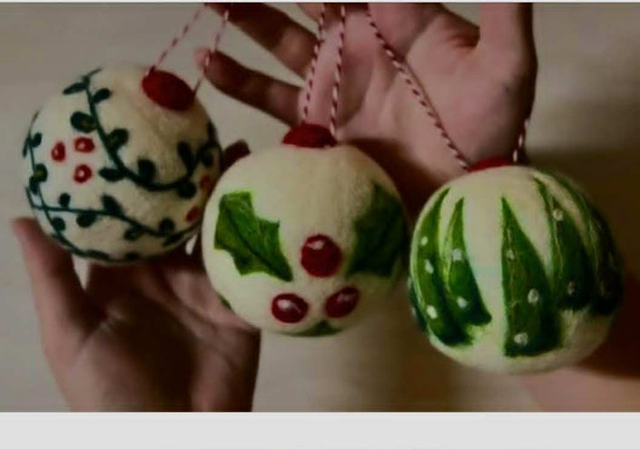 Needle Felting Christmas Ornaments Workshop