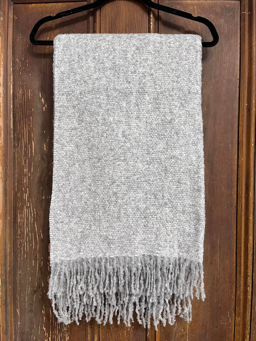 Boucle Throw